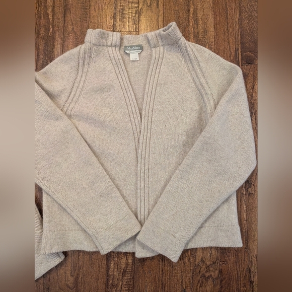 MaxMara V-neck sweater twin set in soft wool, viscose & cashmere Size XL - Picture 8 of 17